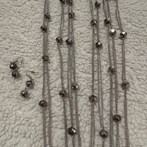 5 Strand Glass Bead Necklace with Matching Earrings - Picture 3 of 5